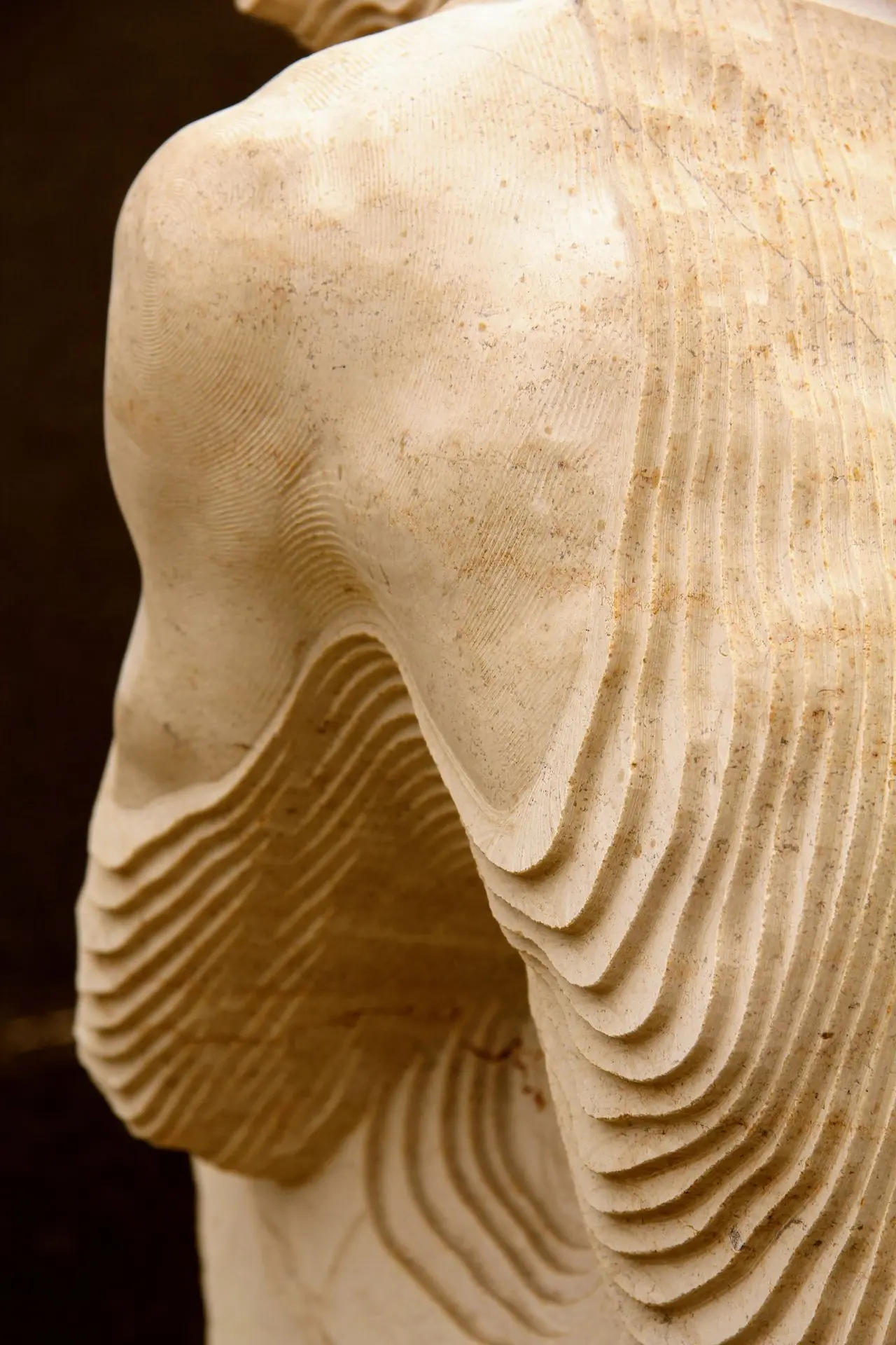 L3P3NSR, Sculpture par Guilin. 2024. Art contemporain.